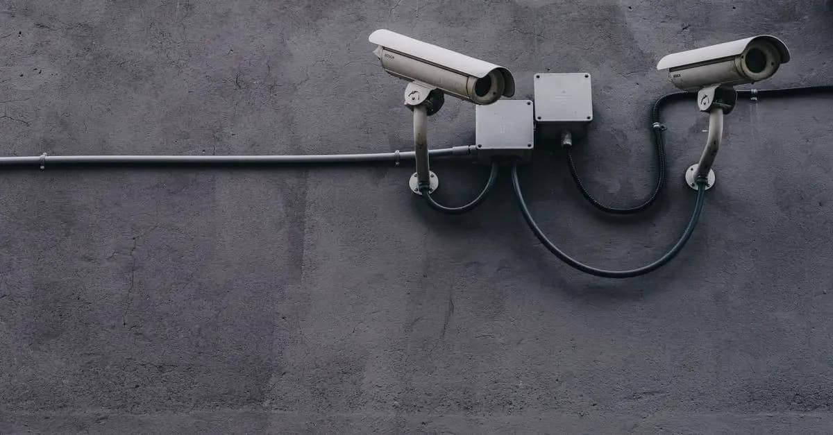 Les Accessoires de Surveillance Indispensables
